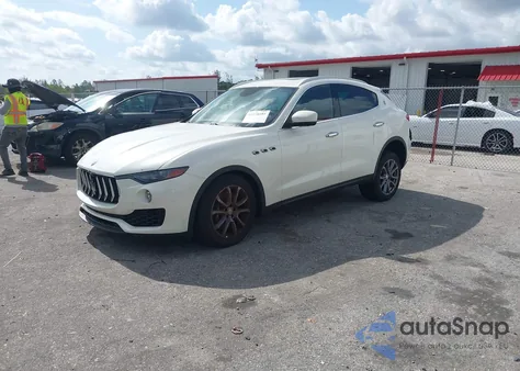 2018 Maserati Levante S z USA, uszkodzony, nr VIN ZN661YUA7JX303714